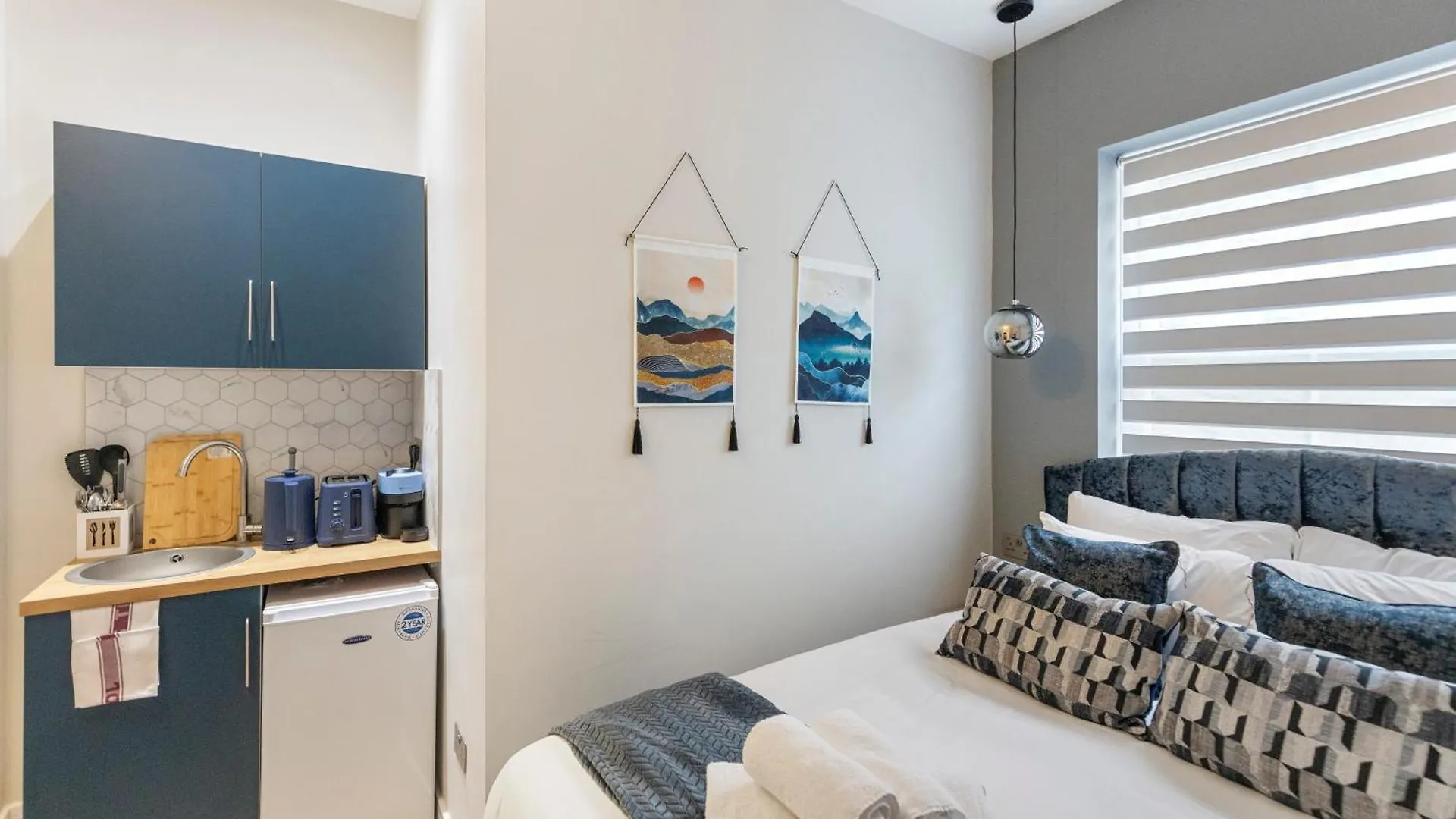 Apartment Sleek And Cozy - Modern Studio Retreat London