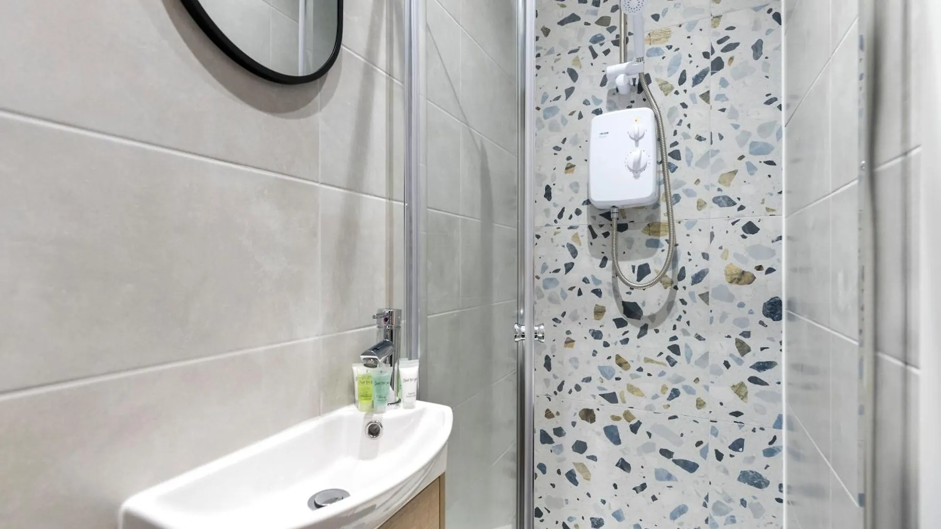 Sleek And Cozy - Modern Studio Retreat Londra 0*,  Regno Unito